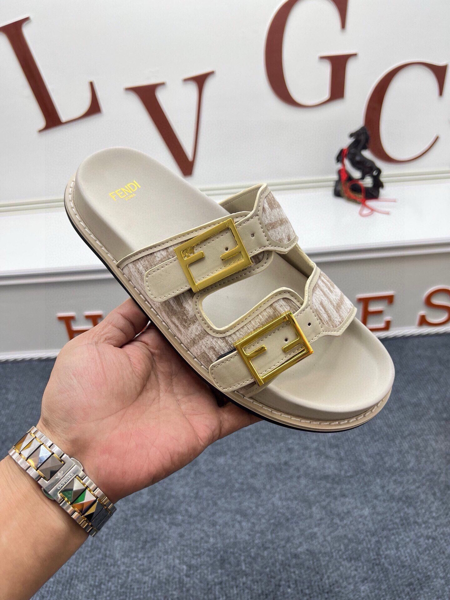 Z5ZF38 Popular slippers