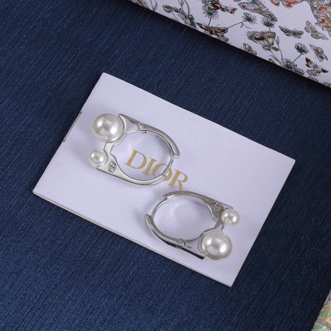 X1Z54D366E Popular  Earrings