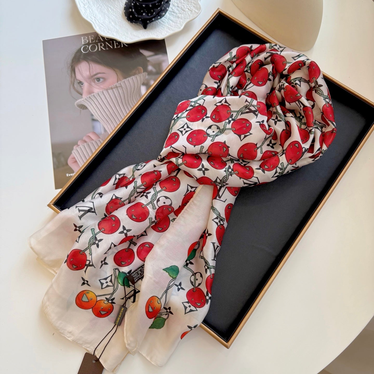 W1Z35E199  Popular Silk Scarve