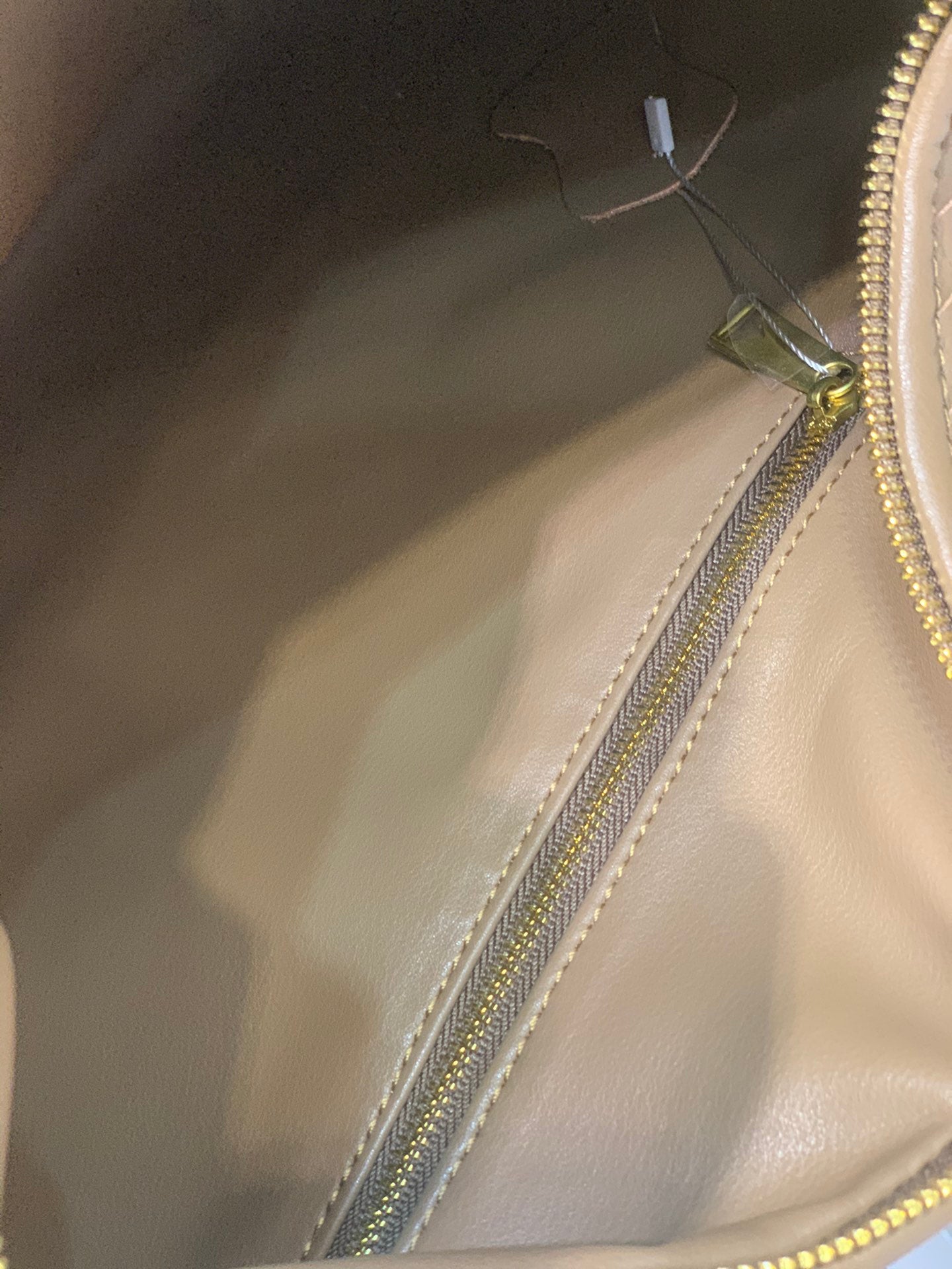 B1W35A116 Popular leather bag
