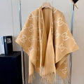 W1R86B58 Popular cape