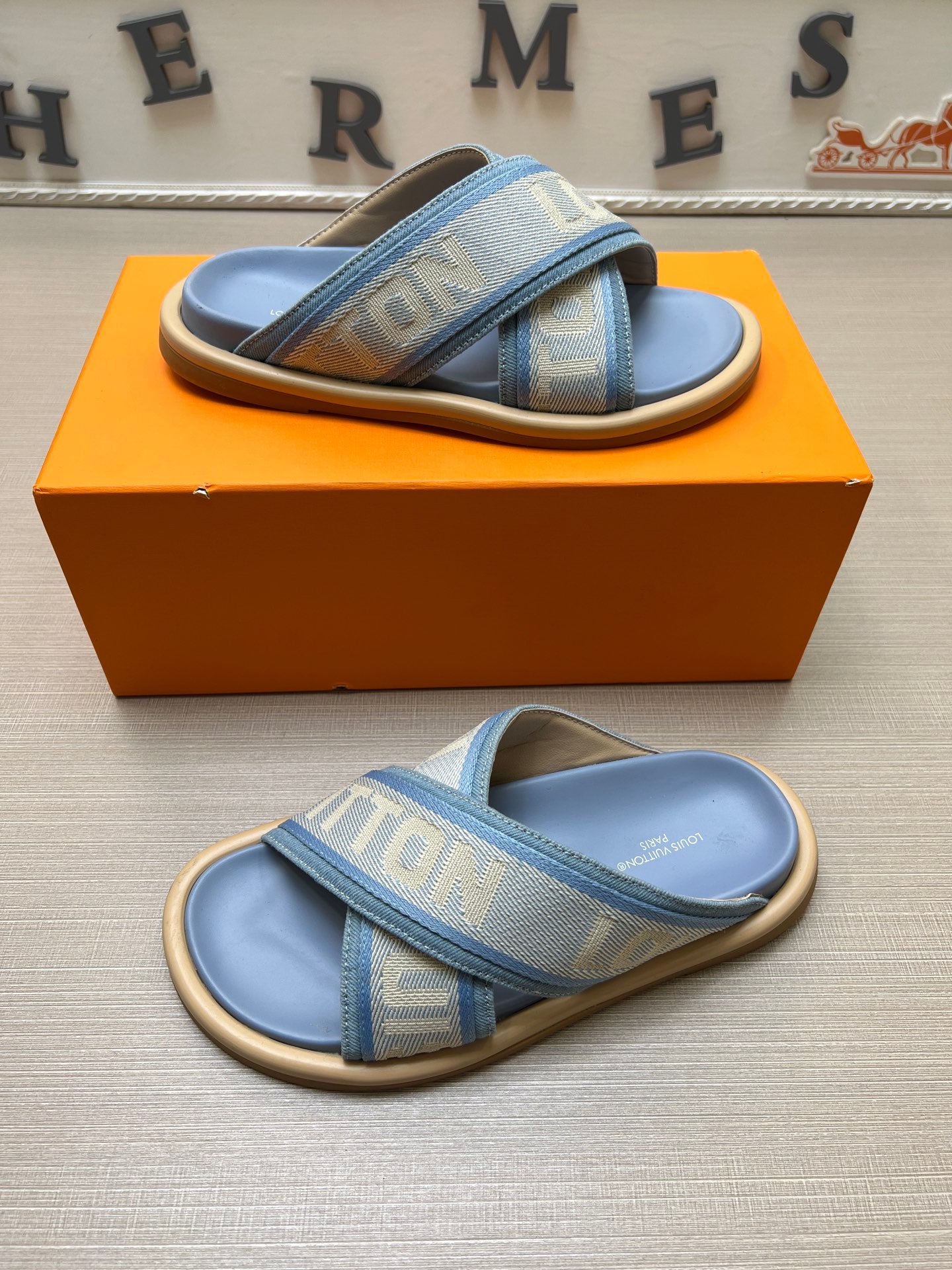 Z5Z35E272 Popular Slippers