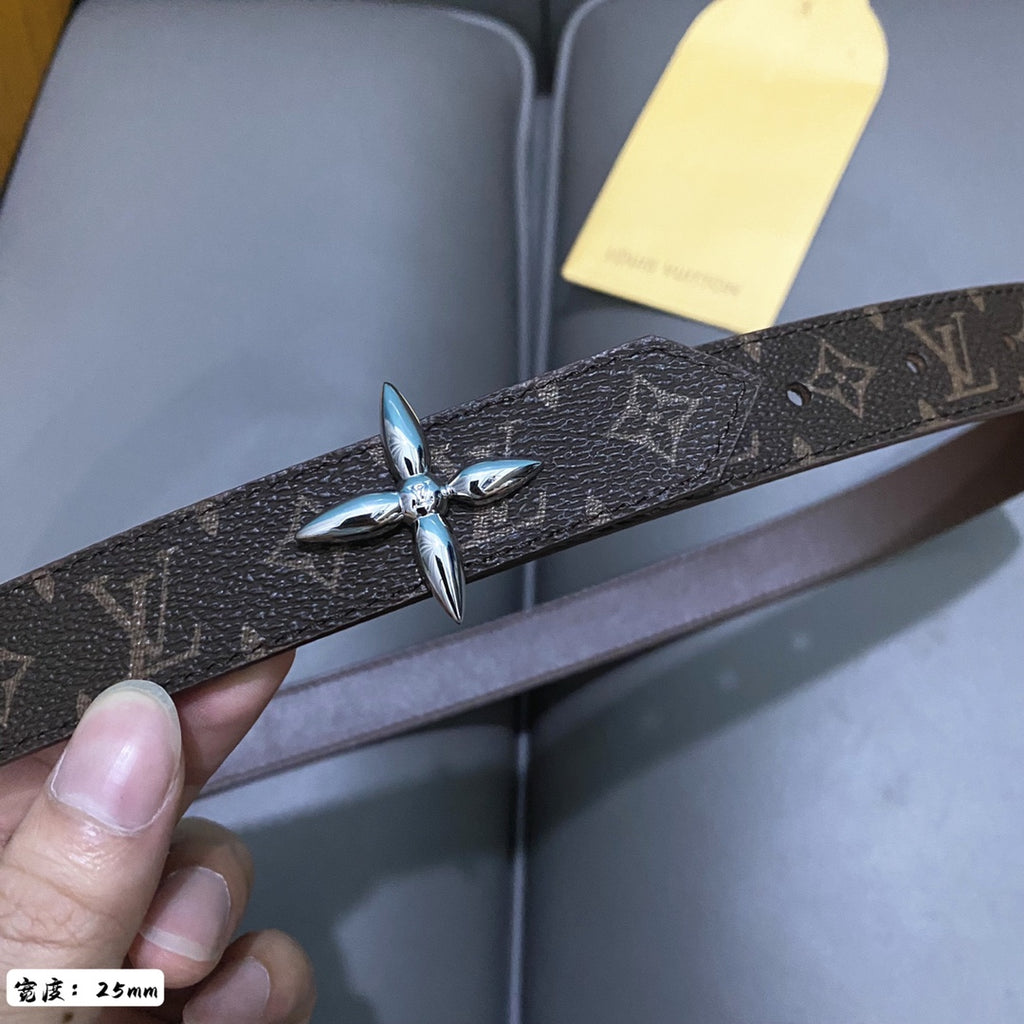 P1Q64E51 Popular  High quality belt With full package