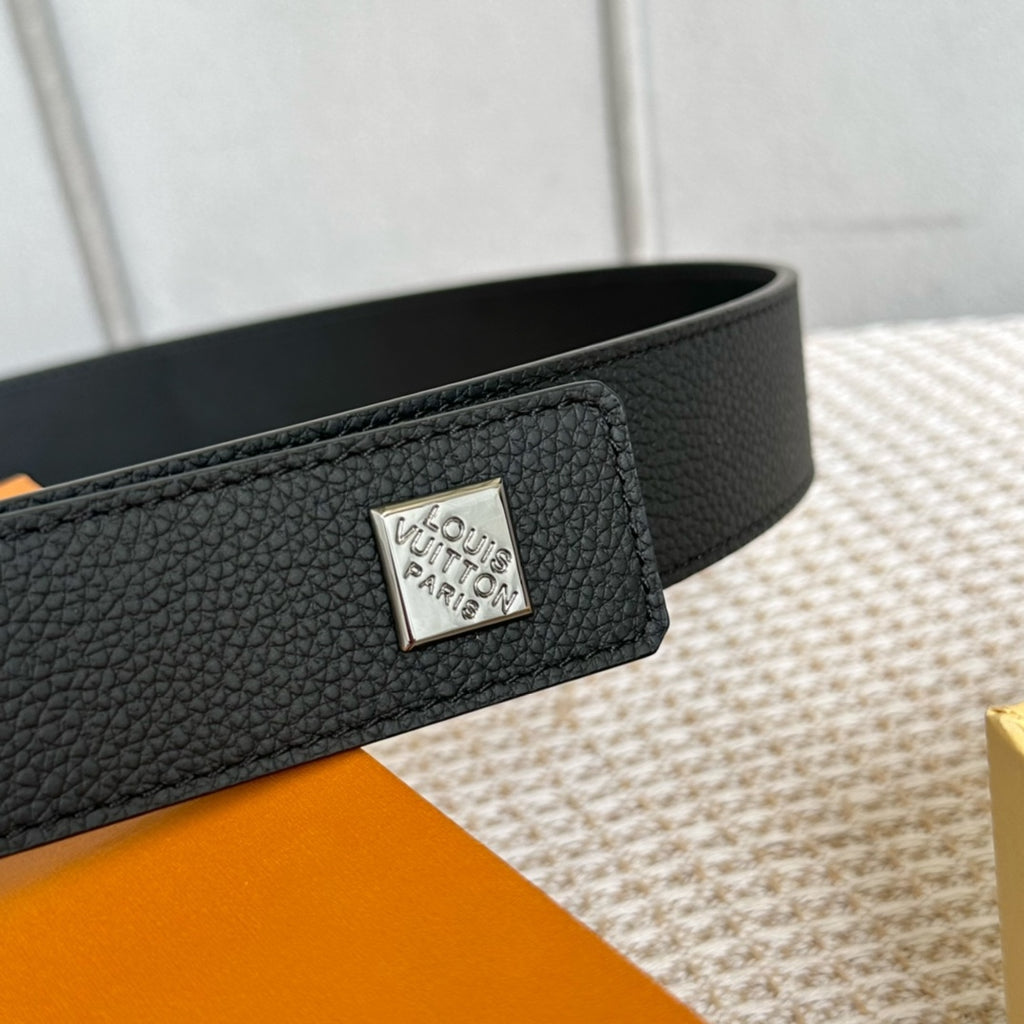 P1Q64E63 Popular  High quality belt With full package