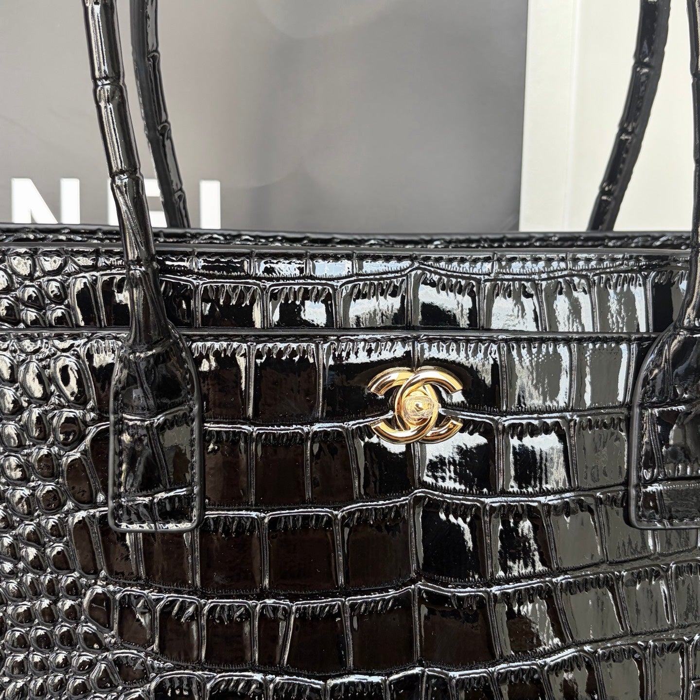 B1P46C179 Popular leather bag