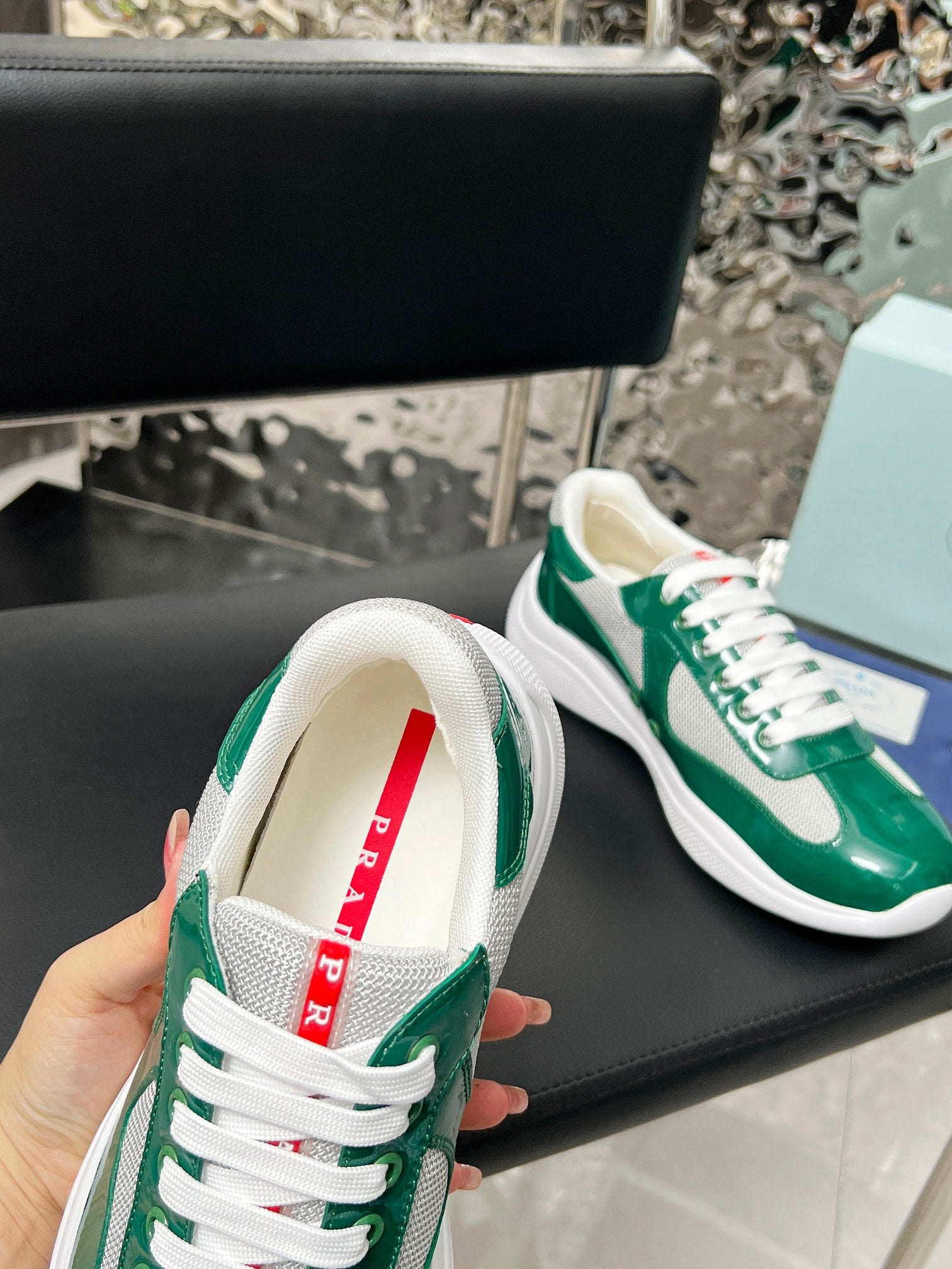 Z2P76P03 Popular high-quality leather Shoes