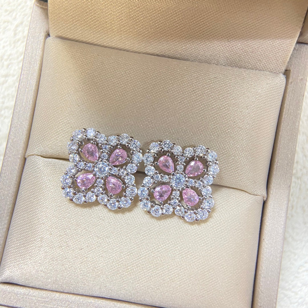 X5R75VA5E Popular  Earrings