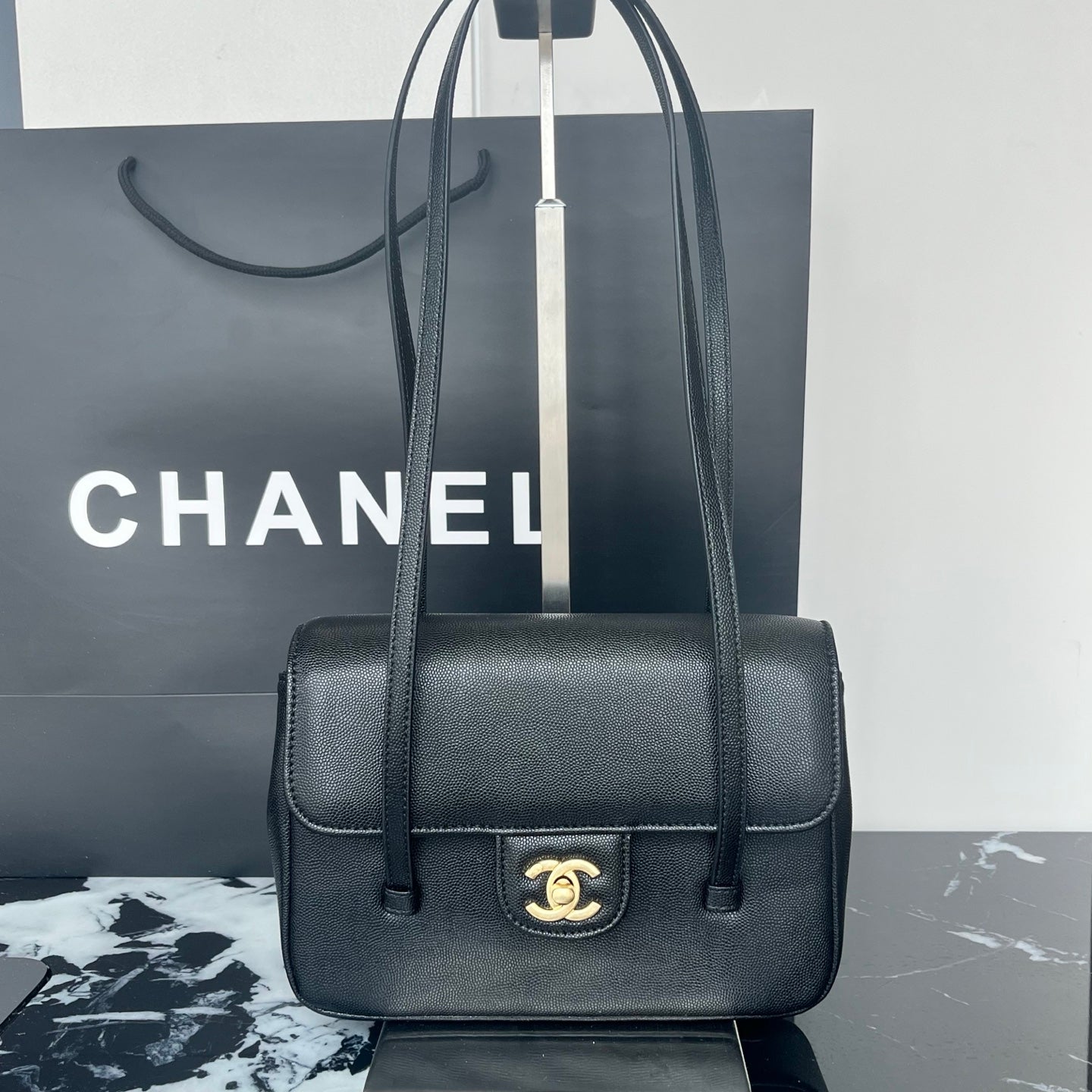 B1X46C1 Popular leather bag