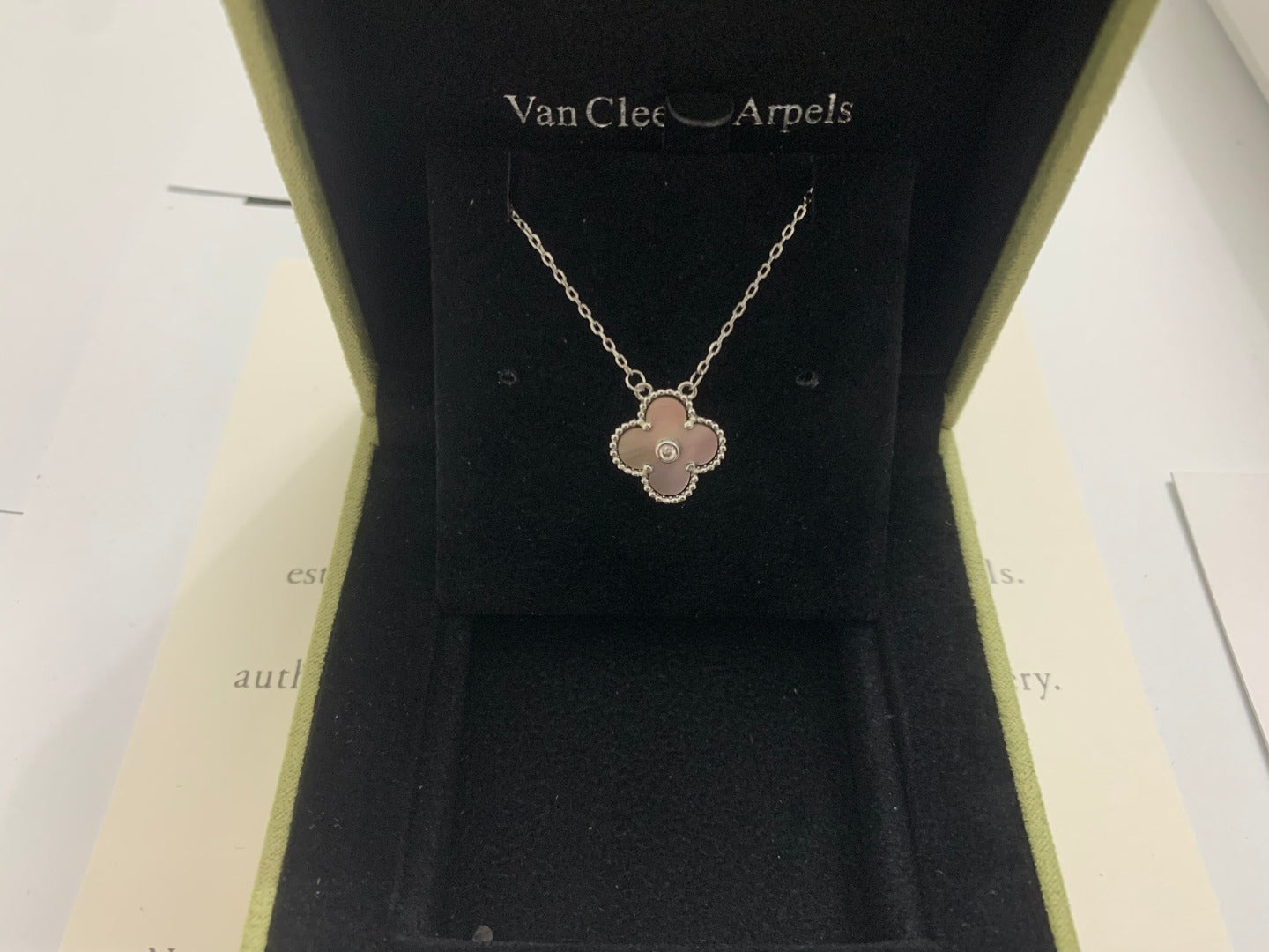 X5X53VA185X Popular  1 flower necklace