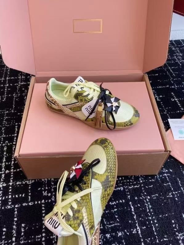 Z2R55A12  Popular high-quality shoes