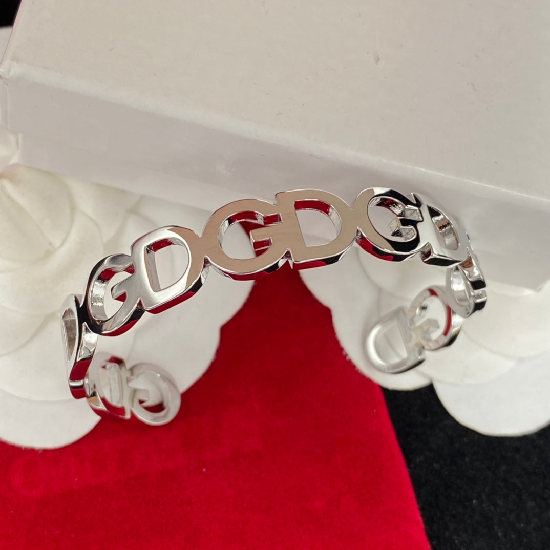 X1X54A587K  Popular Bracelets