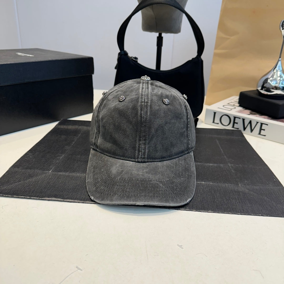 M1Q105A110 Popular hats