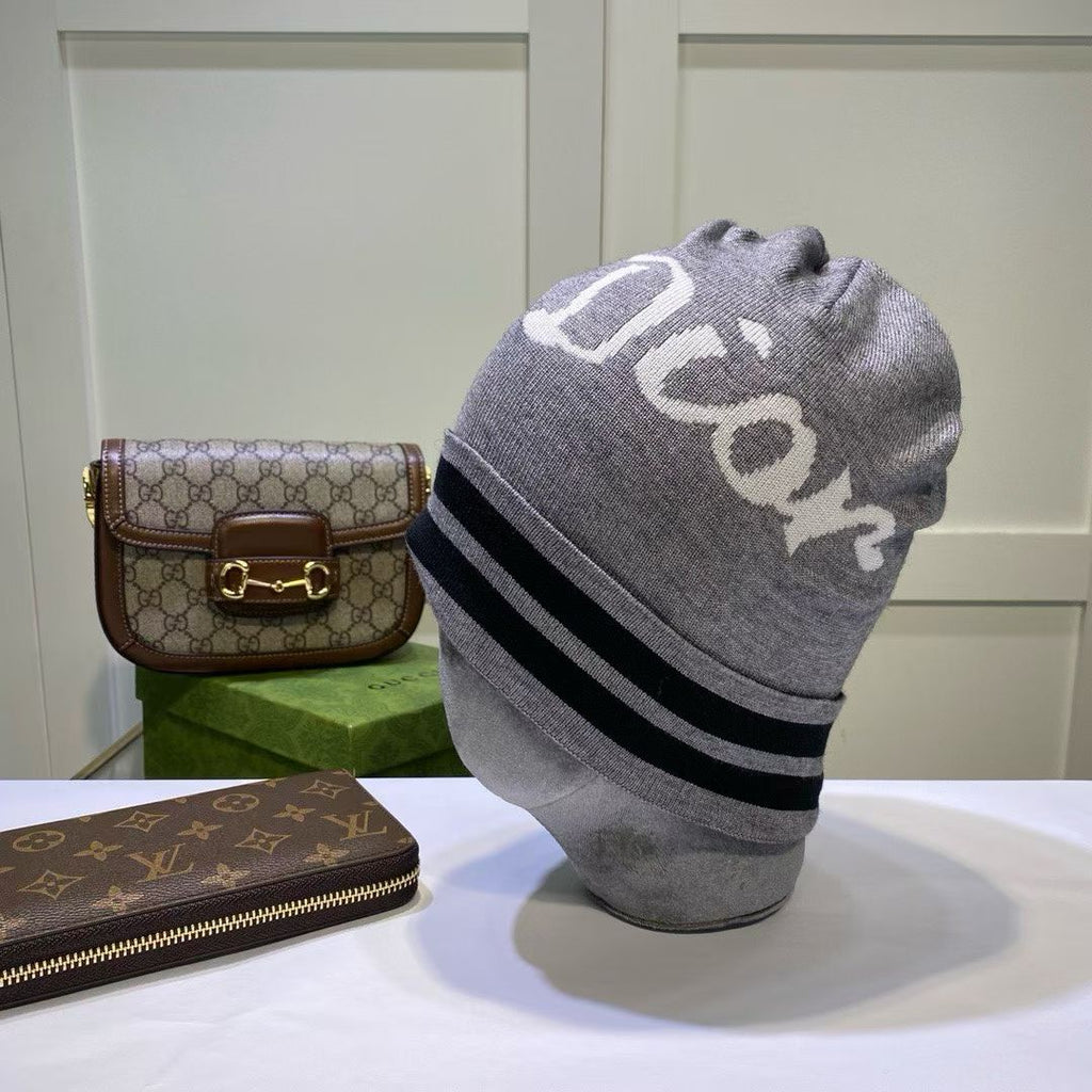 M1R86D59 Popular hats