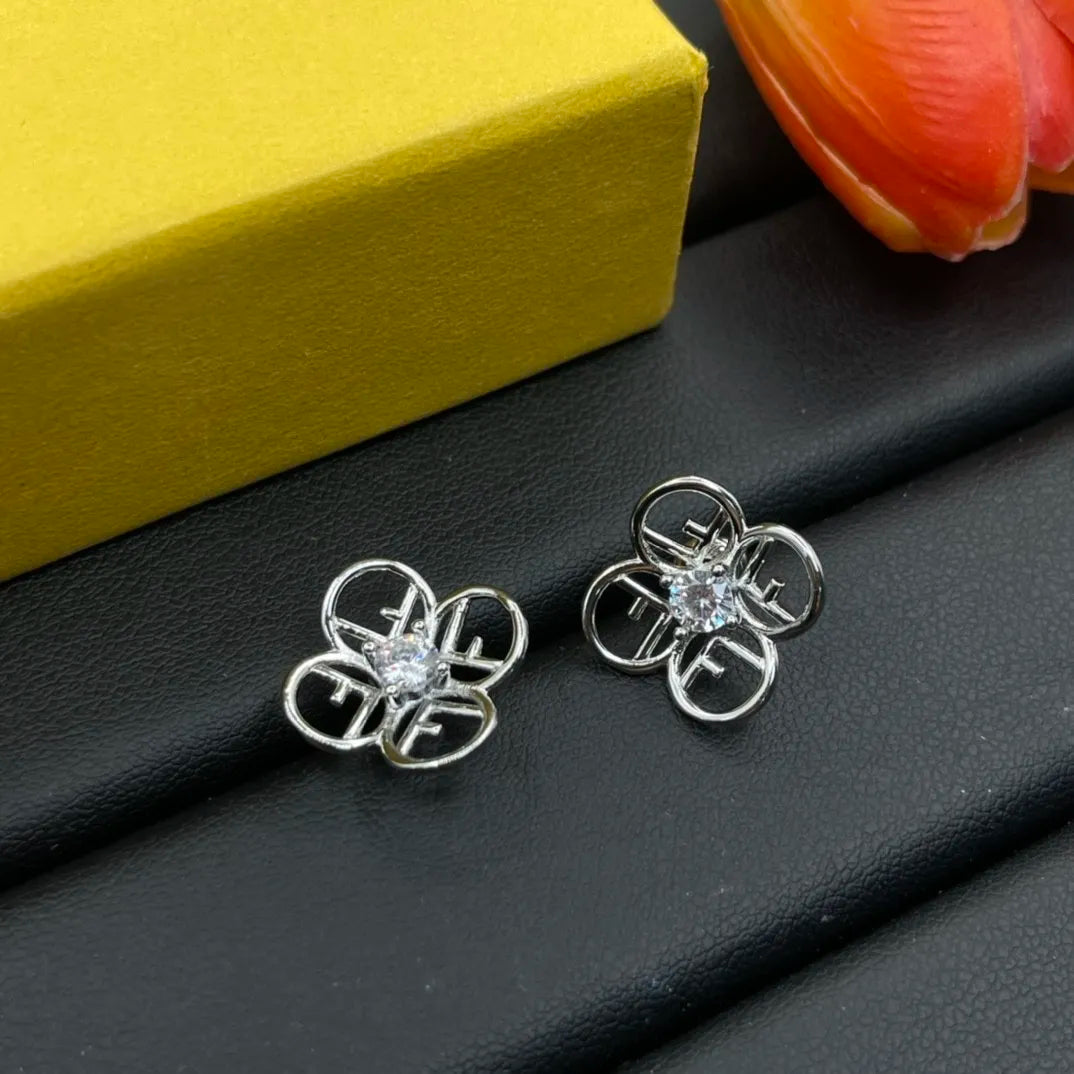 X1Z94F642E Popular  Earrings