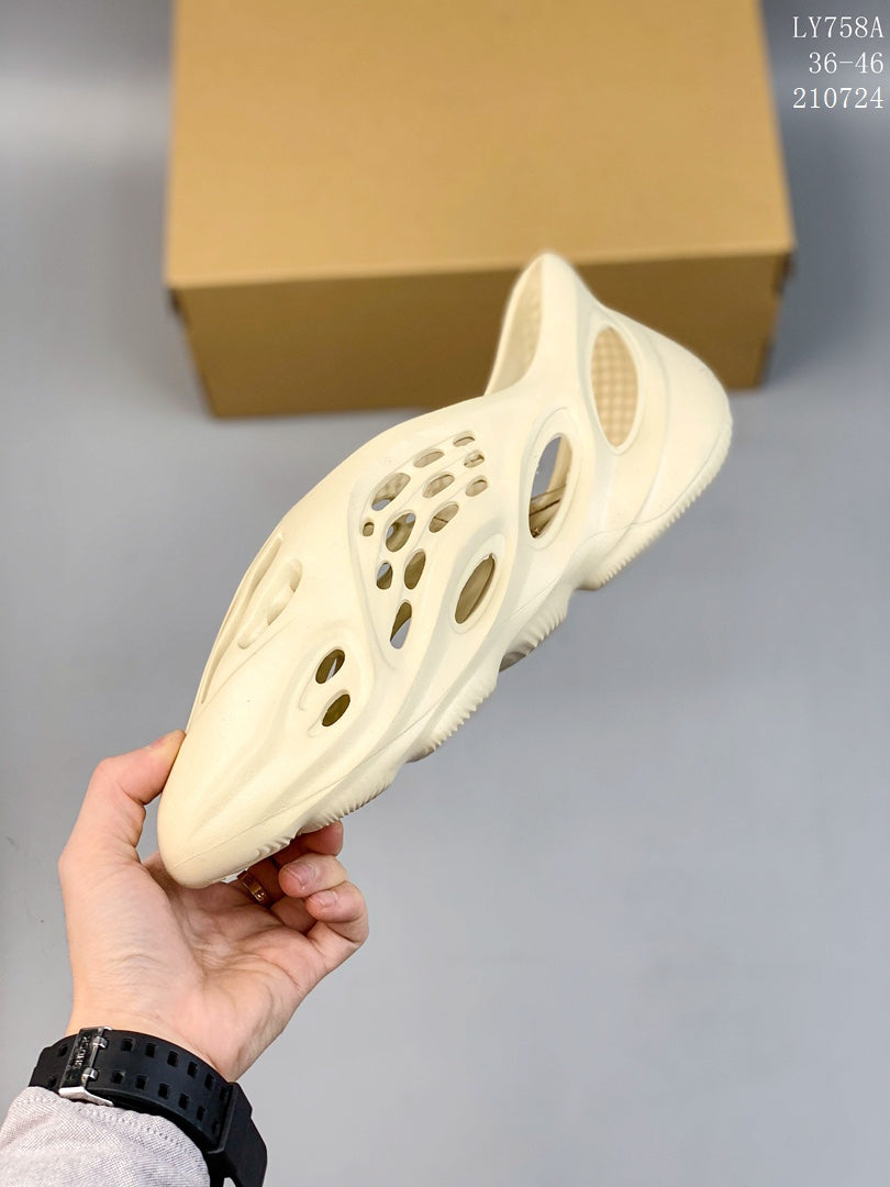 Z4A87  Popular shoes