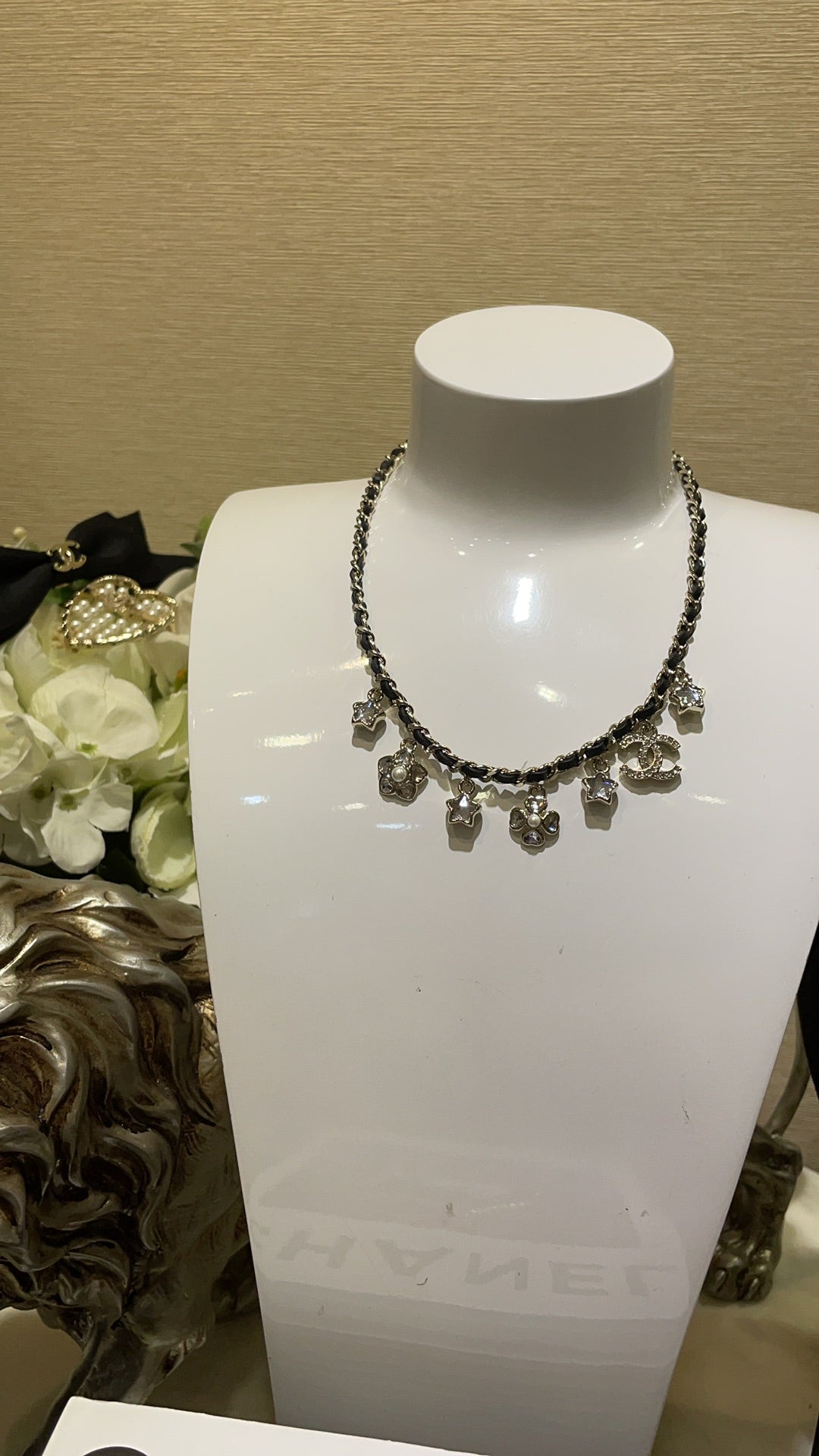 X1Q85C200X Popular Necklace.Bracelets
