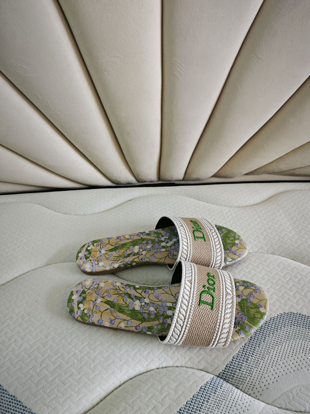 Z2R76D4 Popular high-quality Shoes