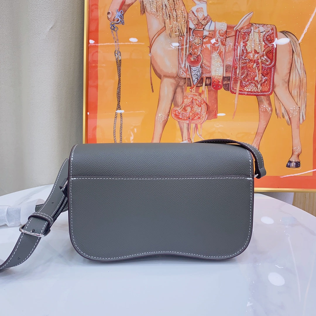 B1N55H9 Popular  leather bag