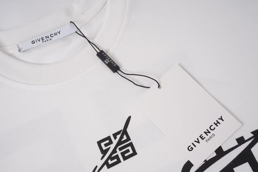 U1R86GV8 Popular T-shirts