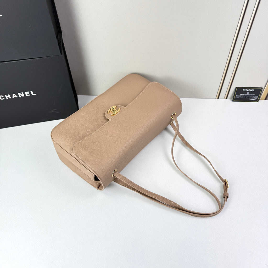 B1R76C35 Popular leather bag