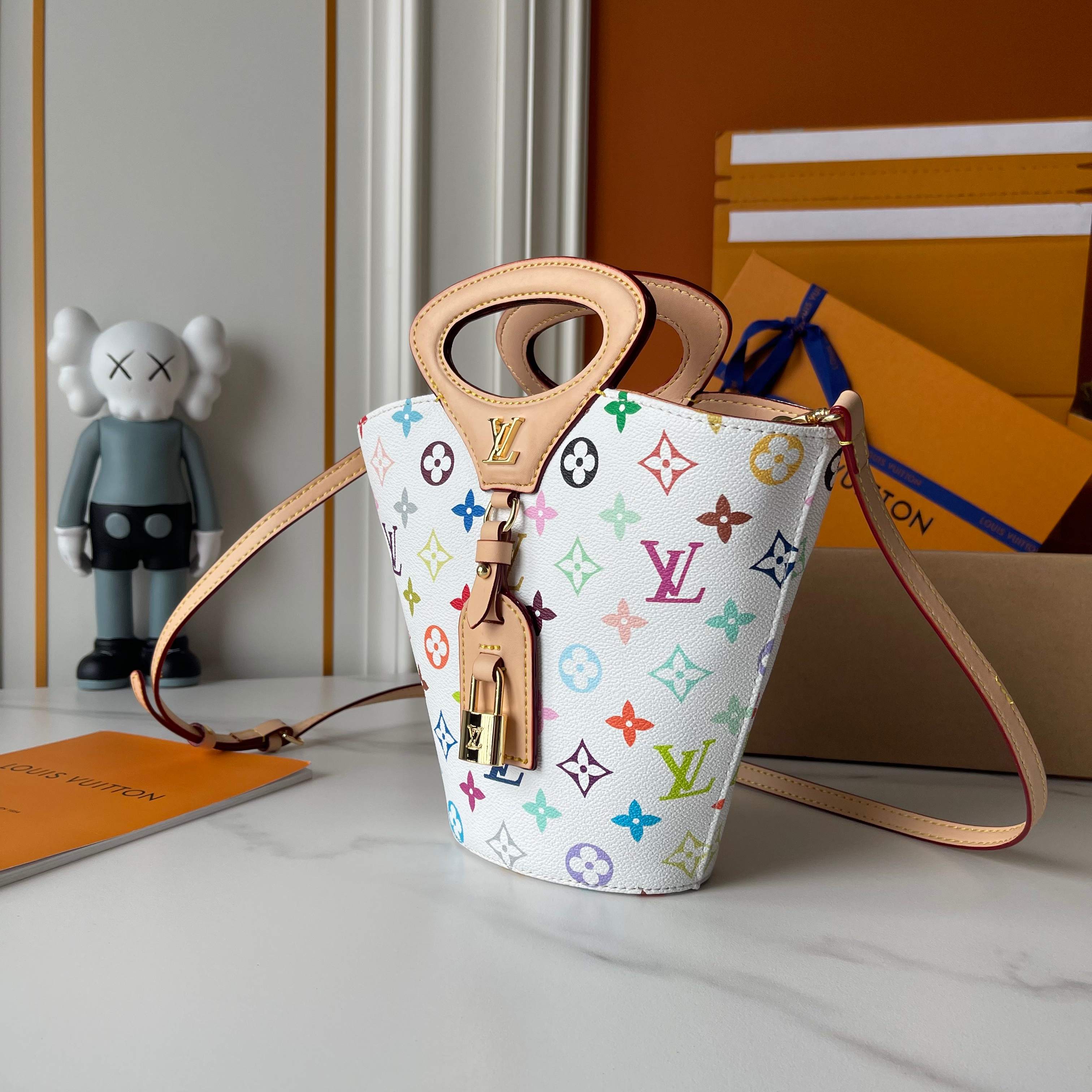 B1N55E80 Popular  leather bag