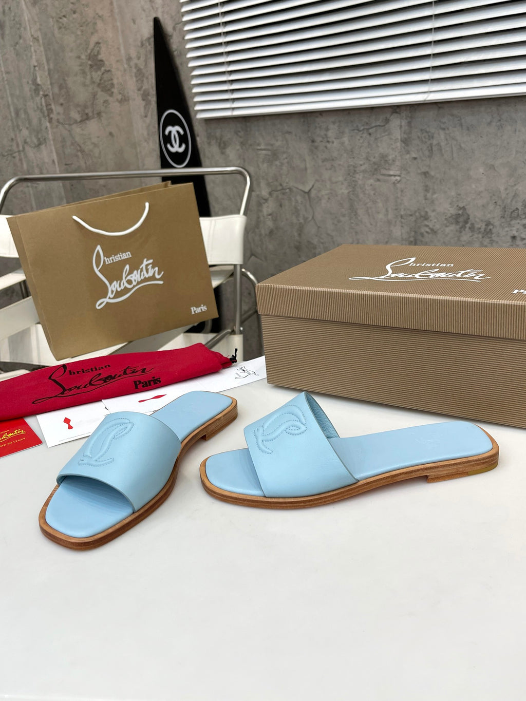 Z2XA29 Popular leather Slippers
