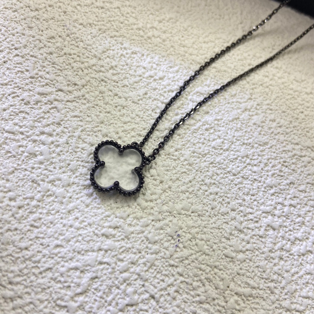 X5Q85VA276X Popular  Necklaces . Bracelets