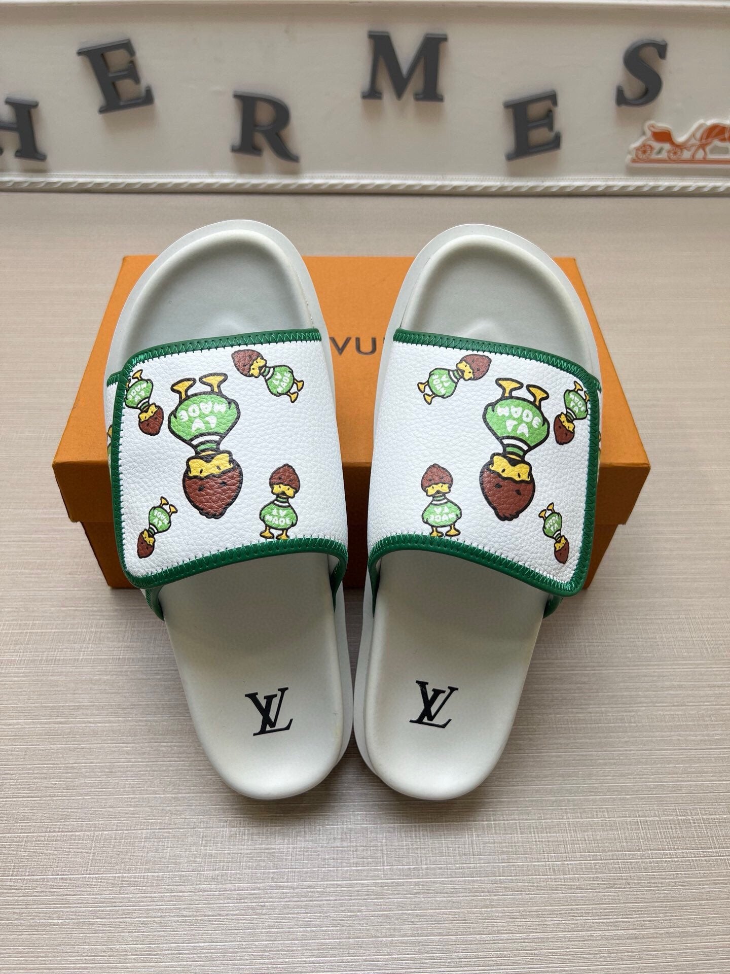Z5WE248 Popular Slippers