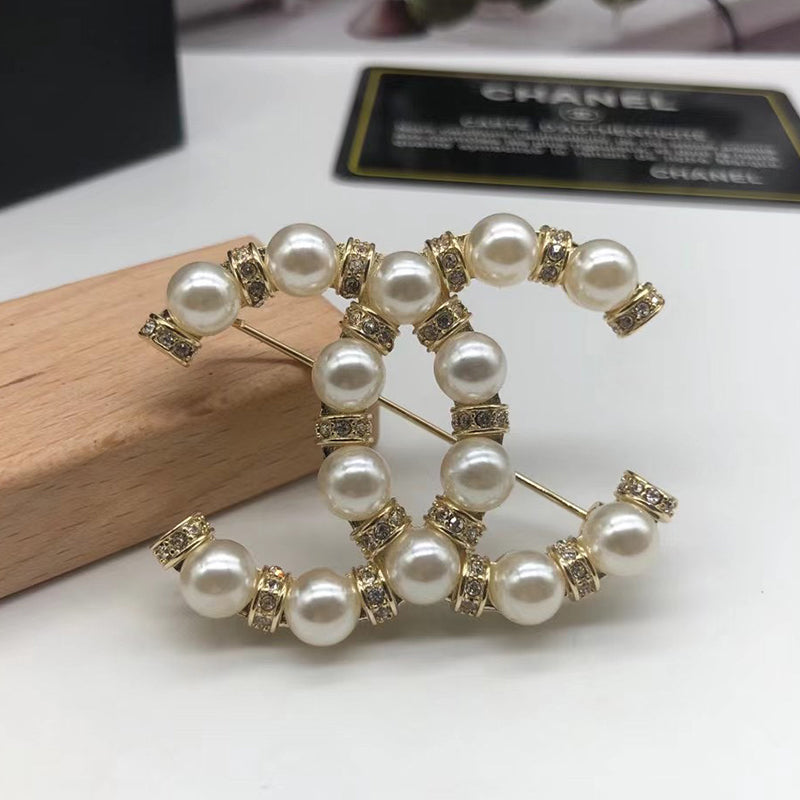 X14C865 Popular Brooch