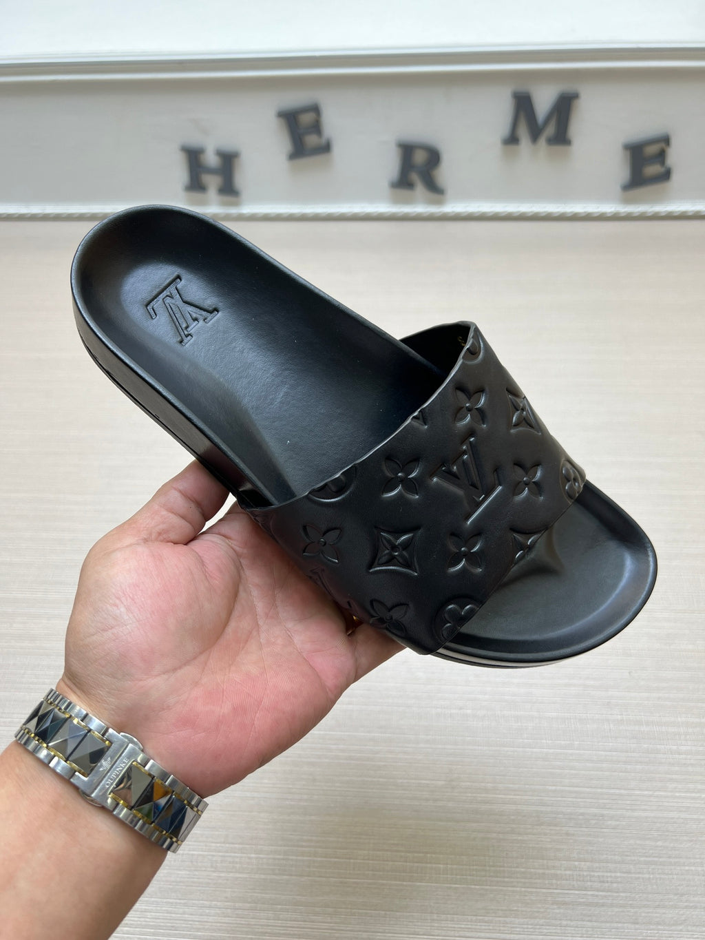 Z5ZE84 Popular slippers