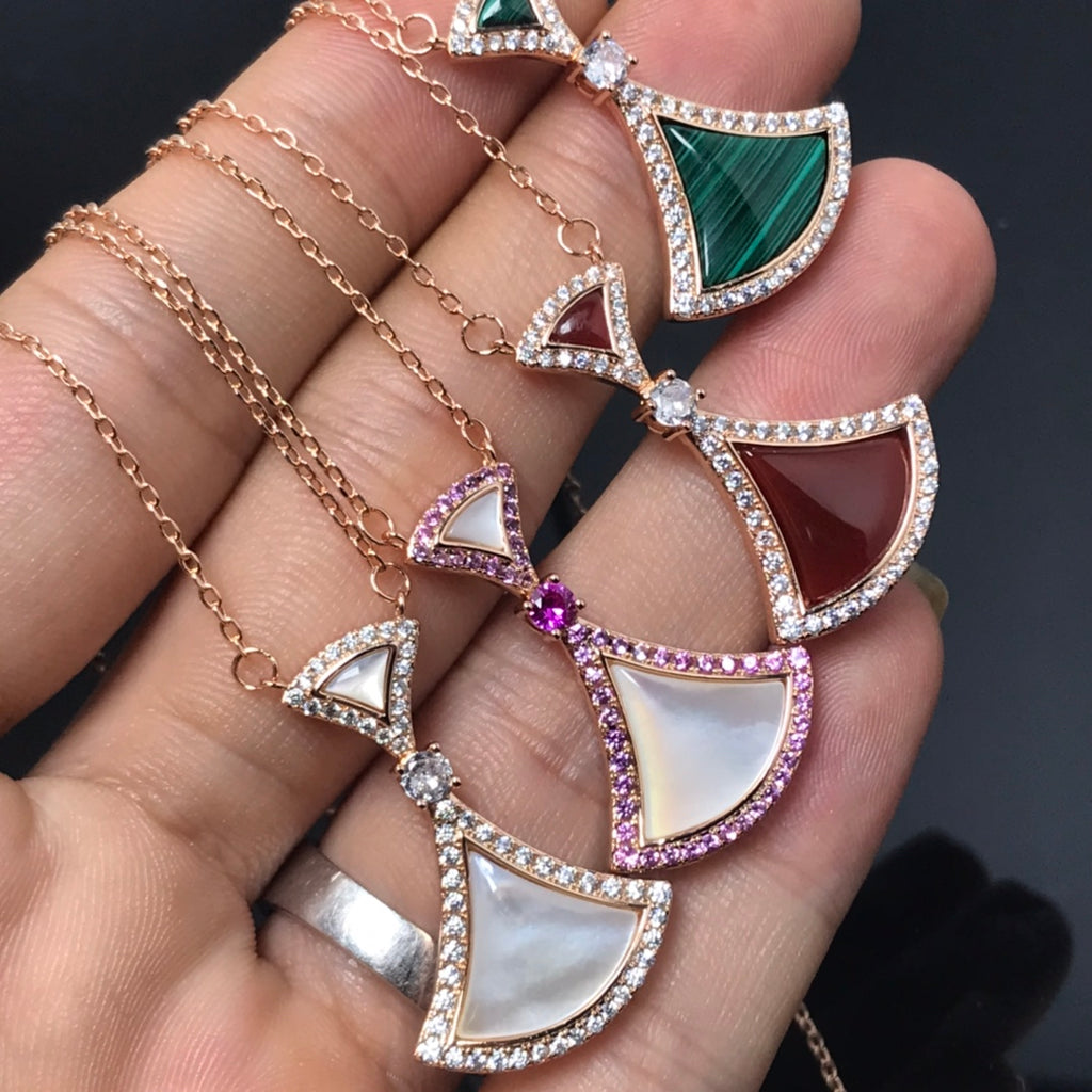 X1Q85S422X Popular Necklaces