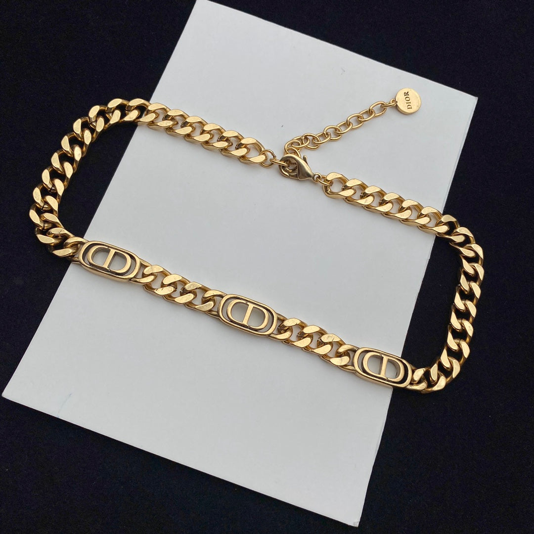 X1Z64D560X  Popular   Earrings Bracelets Necklaces