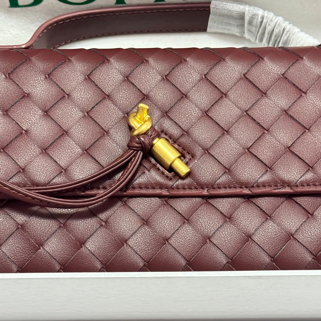 B1X44A380 Popular  leather bag 