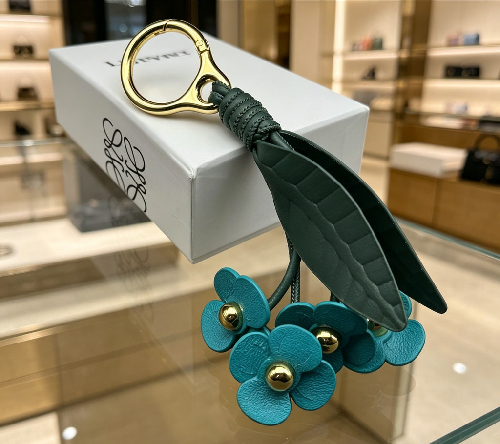 A1R76A09 Popular bag 's charms accessories