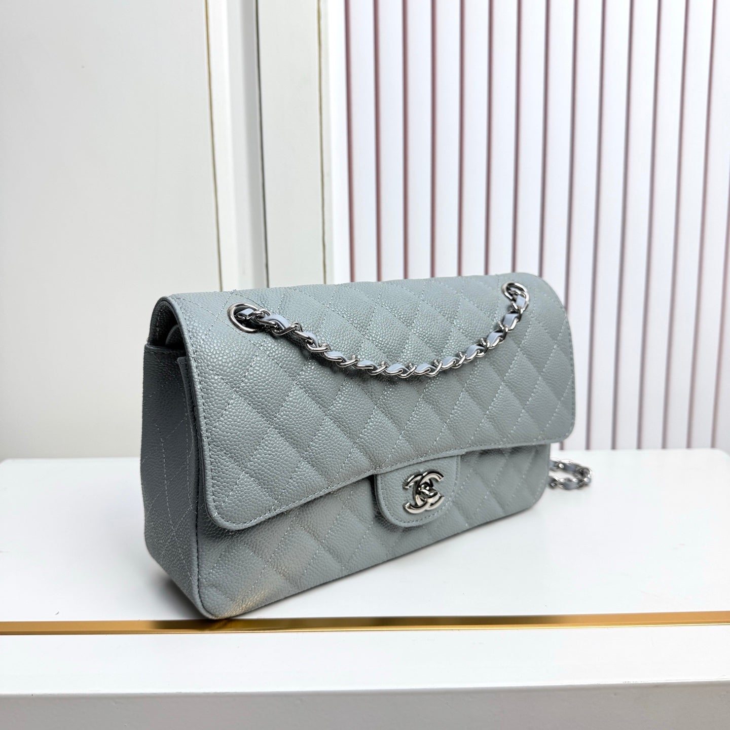 B1R76C12 Popular leather bag