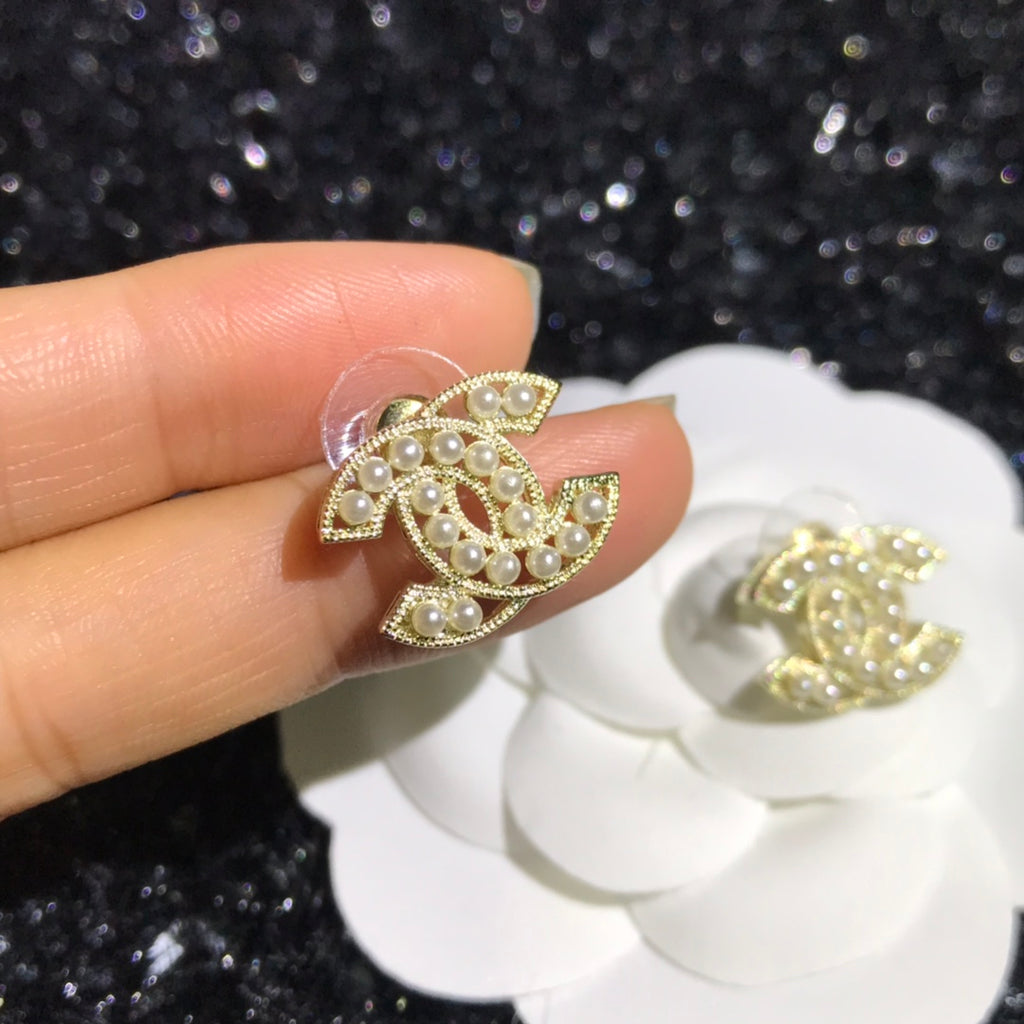 X1Z54C484E Popular Earrings