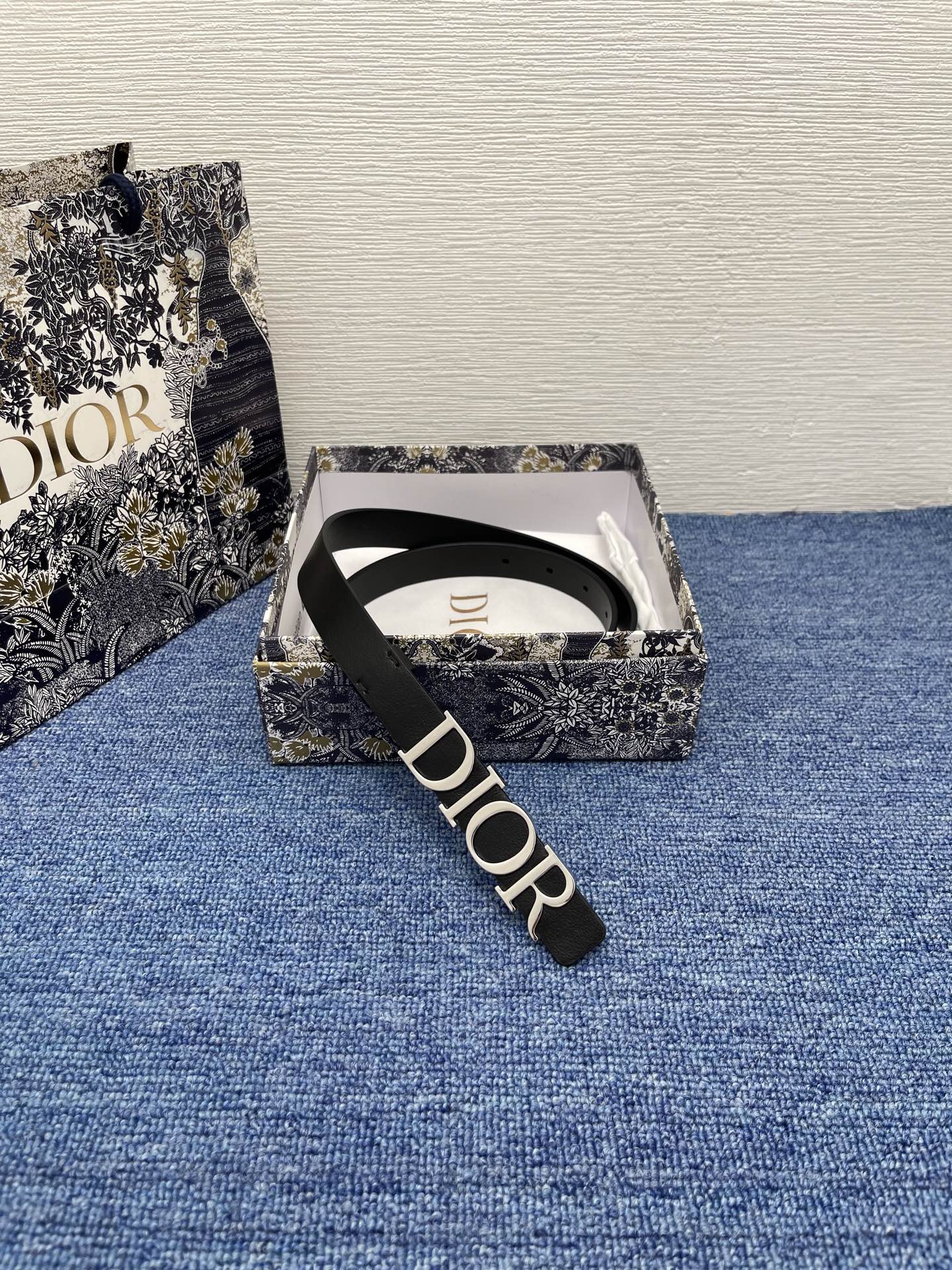 P1R55D203 Popular High quality belt With full package