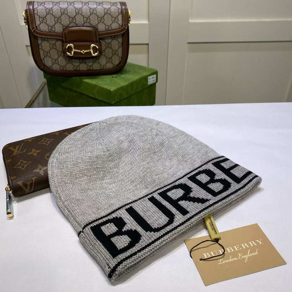 M1R86R74 Popular hats