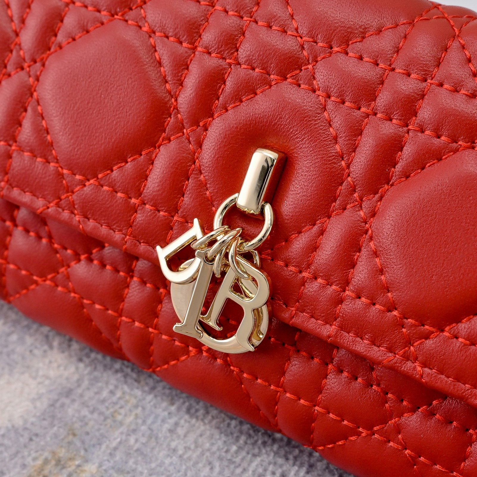 B1R15D89  Popular   leather bag