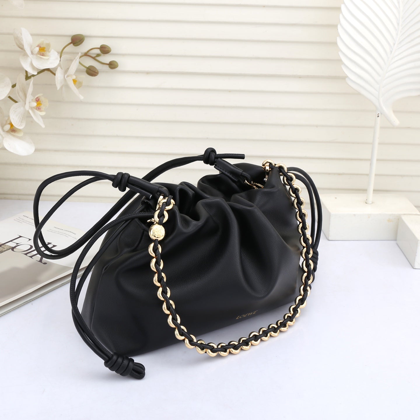 B1R66A8 Popular leather bag