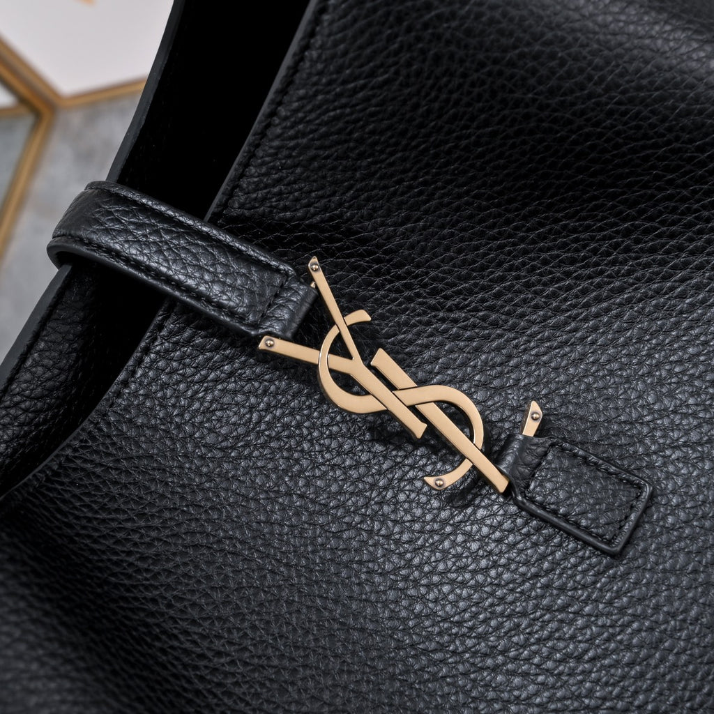 B1X64SL463 Popular leather bag