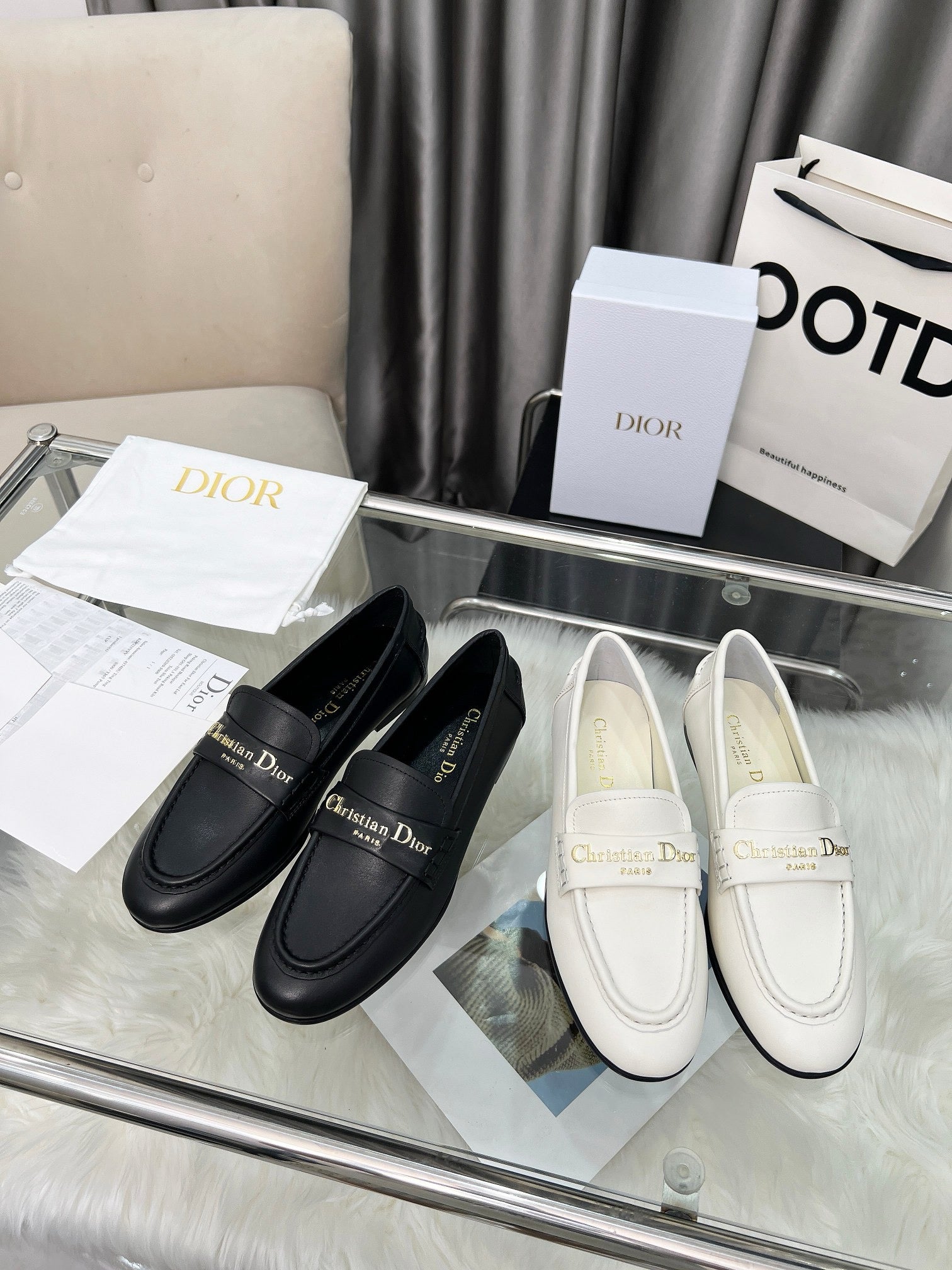 Z2Q105D301 Popular high-quality leather Shoes