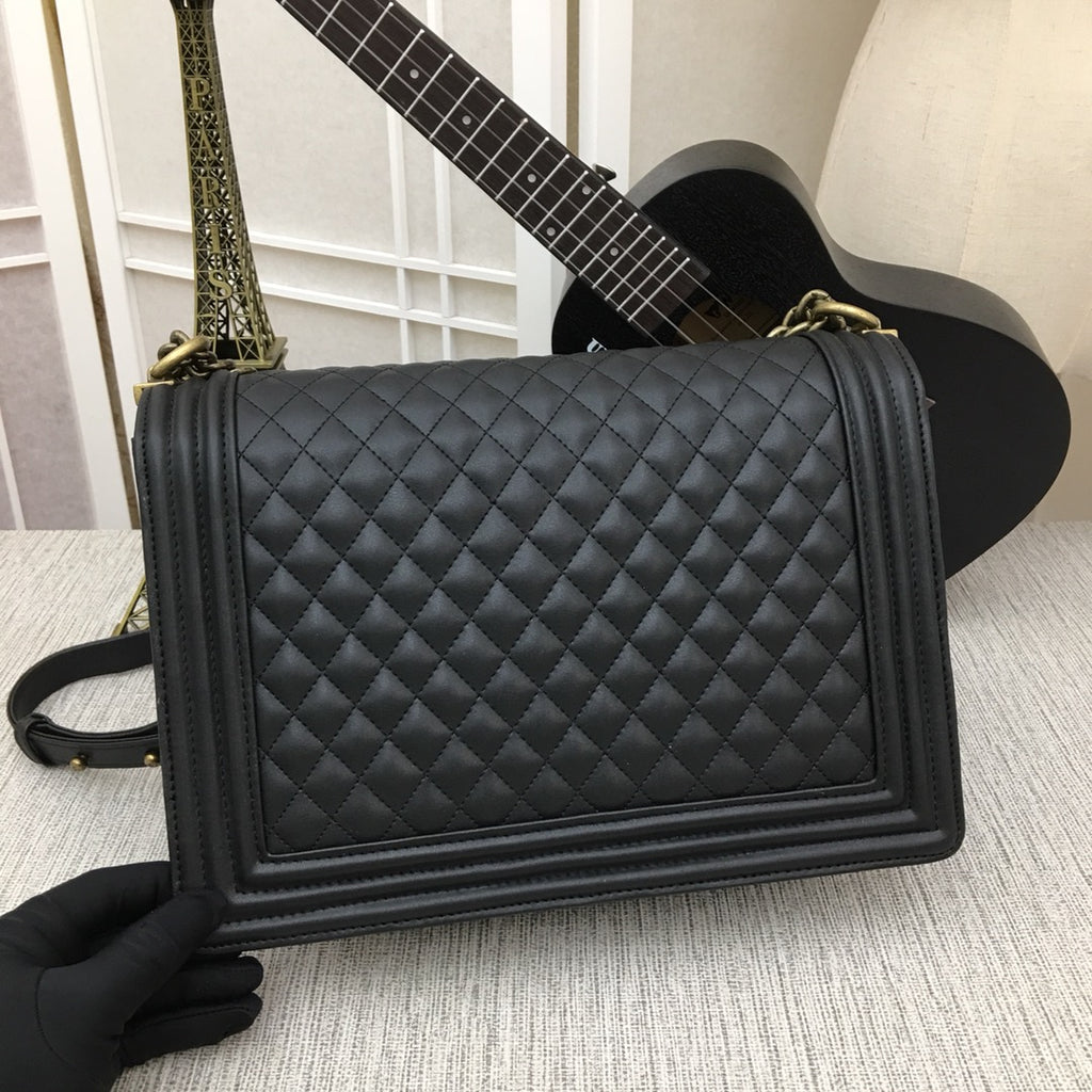 B5X121C60 Popular  leather bag 