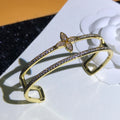 X1B12E475K  Popular Bracelets