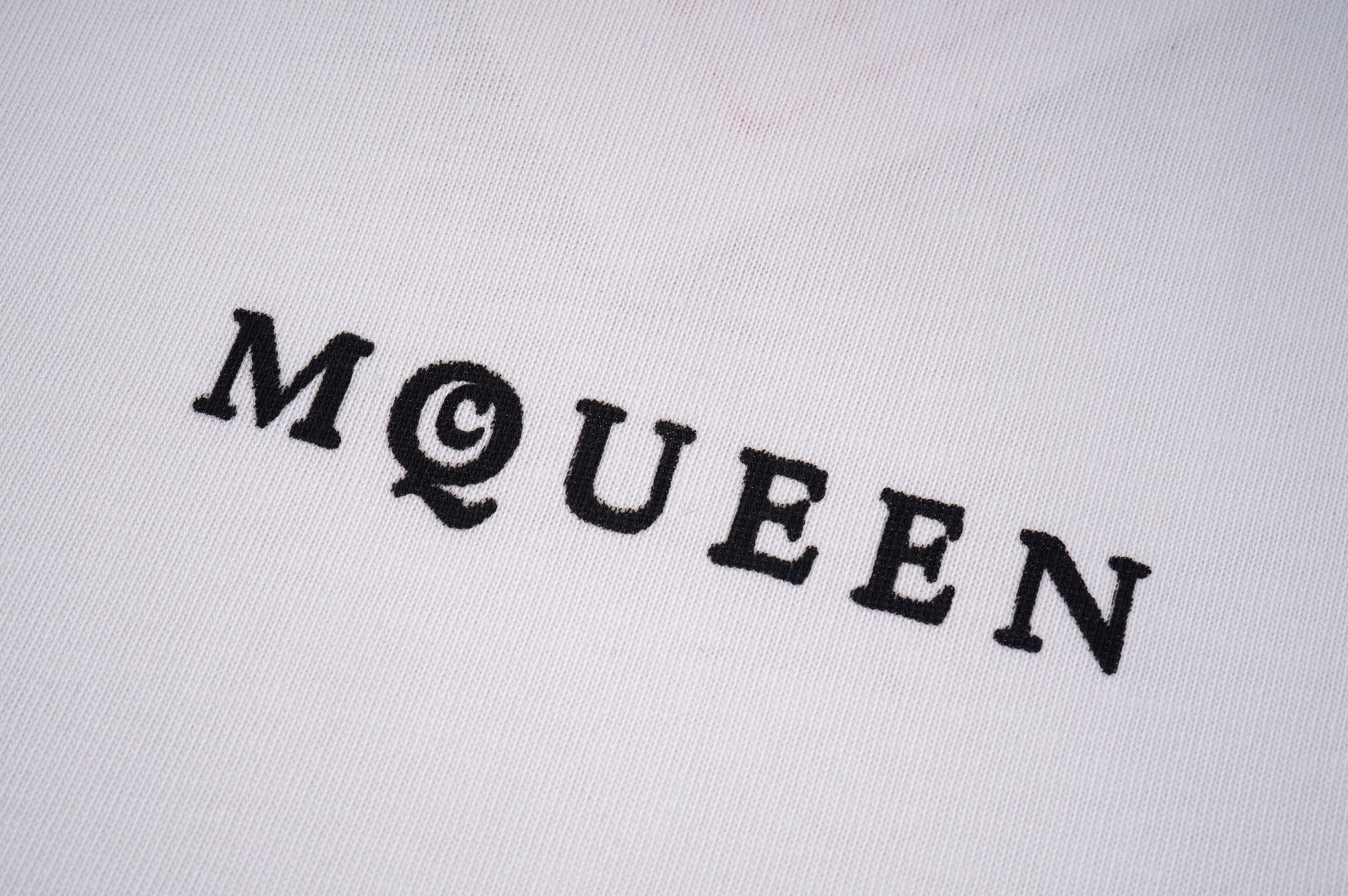 U1W25Q38  Popular T-shirts