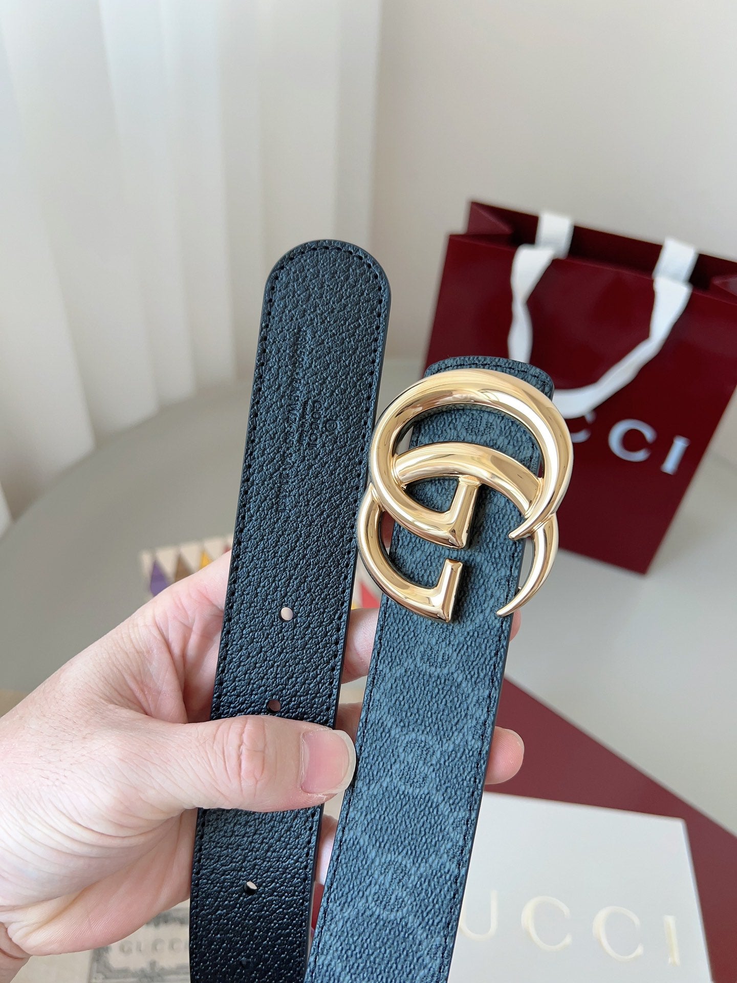 P1Q115B6 Popular High quality belt With full package