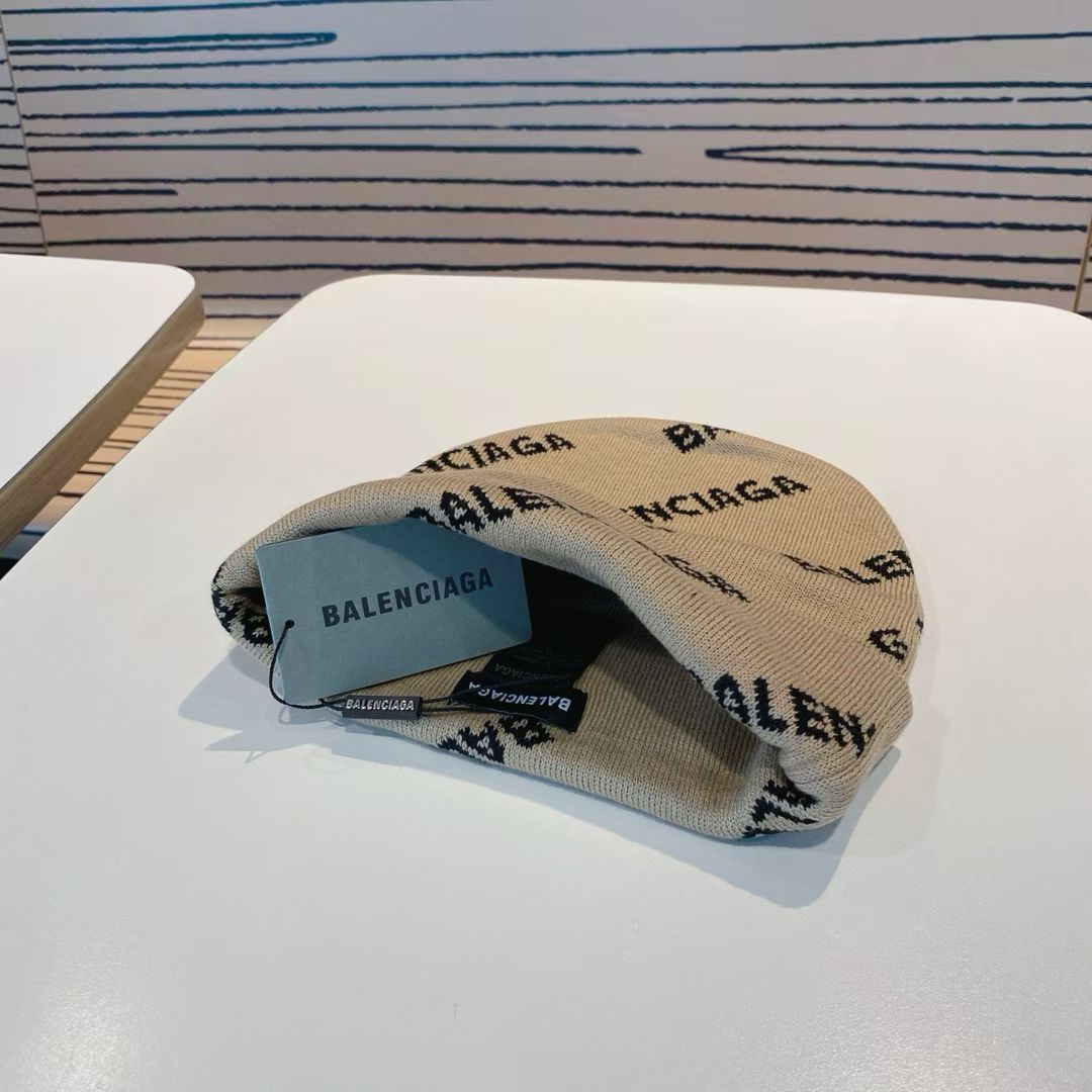 M1R86J94 Popular hats
