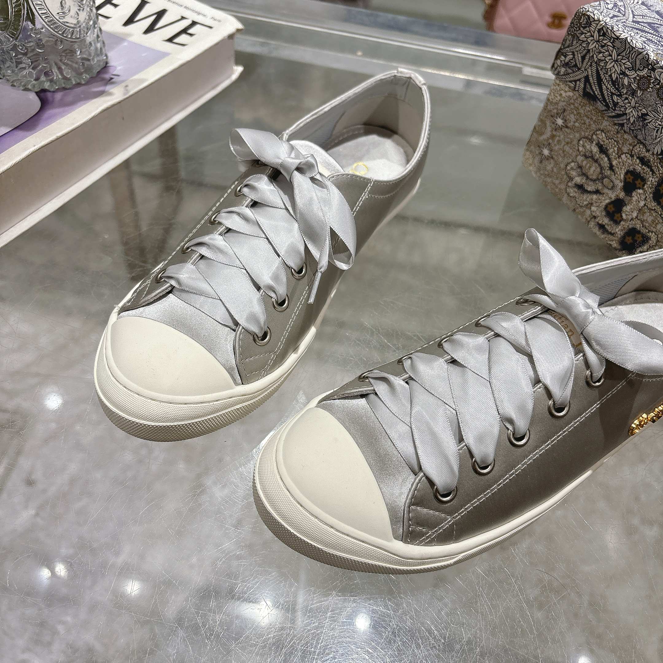 Z2Z85D60 Popular high-quality shoes