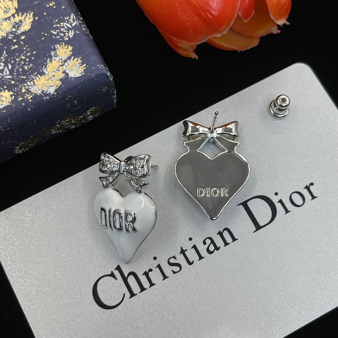 X1Z94D772E Popular  Earrings