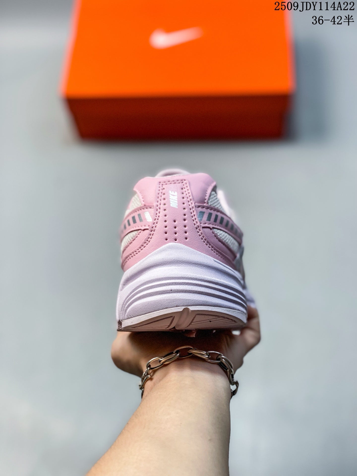 Z4Q95A72 Popular Shoes
